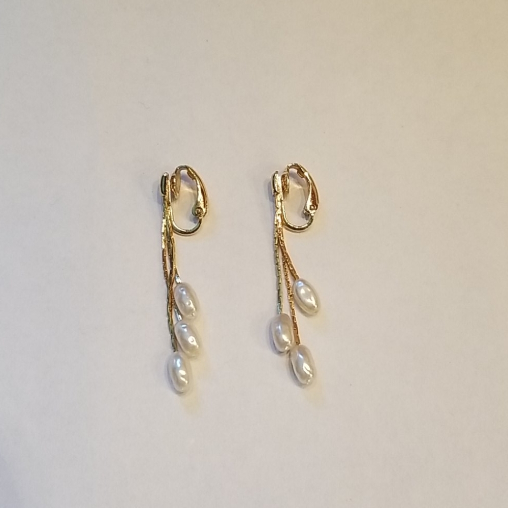 Clip on pearl earrings